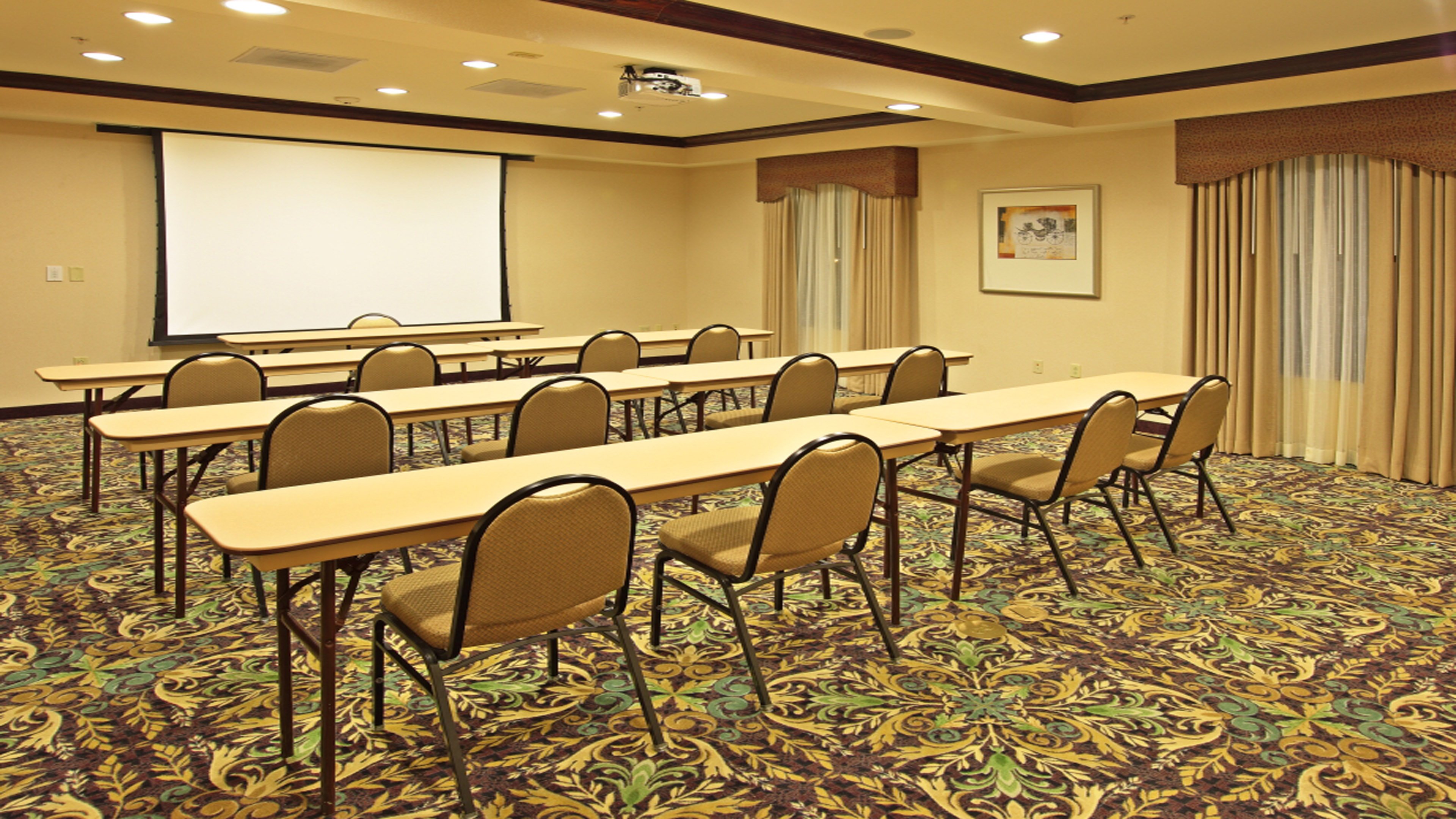 Staybridge Suites Hot Springs 49/53