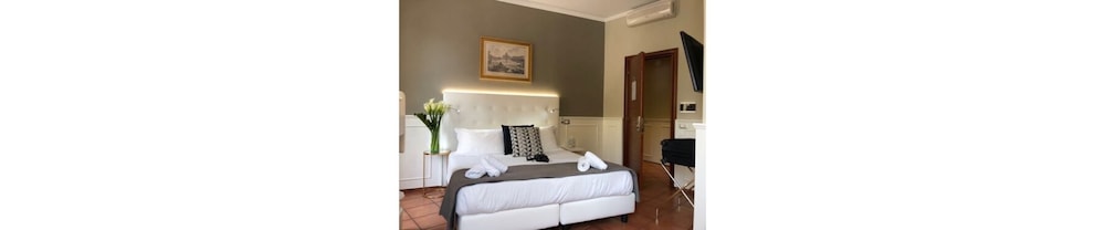 207 Inn 18/43