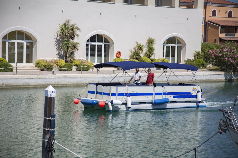 Marinagri Greenblu Hotel 41/43