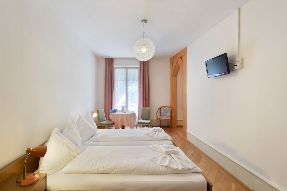 Budget Waldhotel Unspunnen 11/50