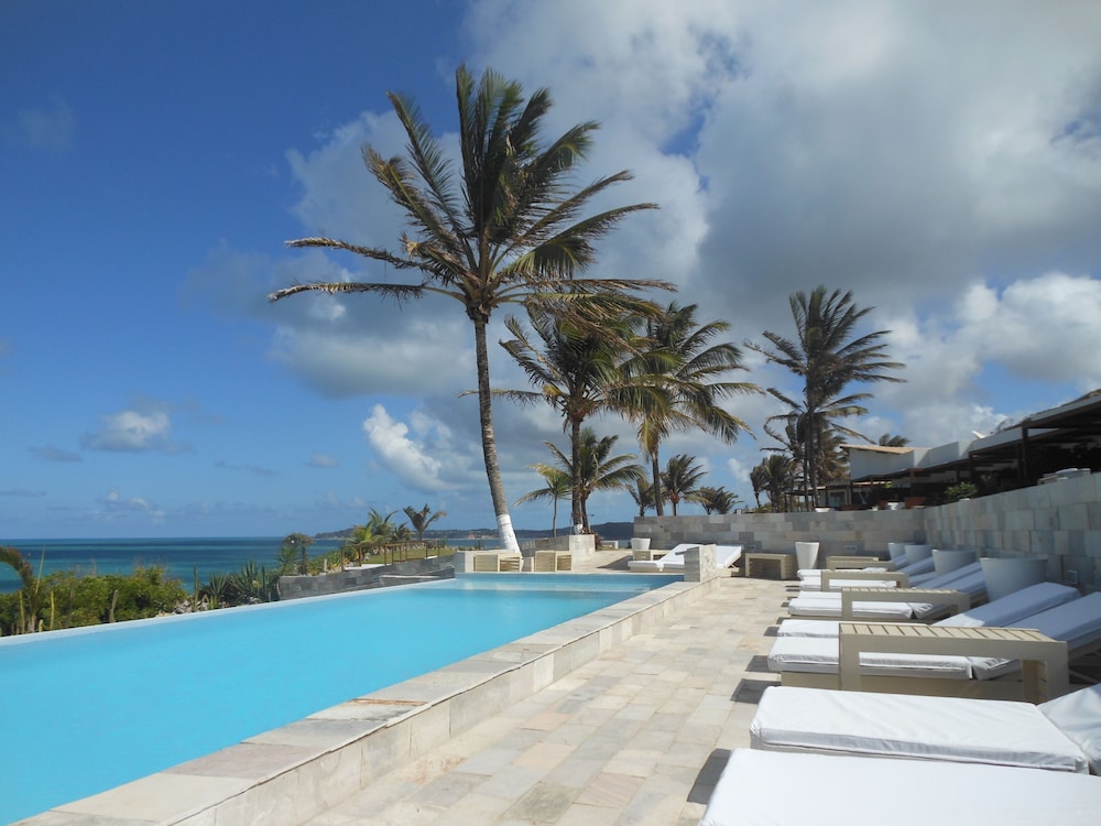 Pipa Privilege Suites 24/36