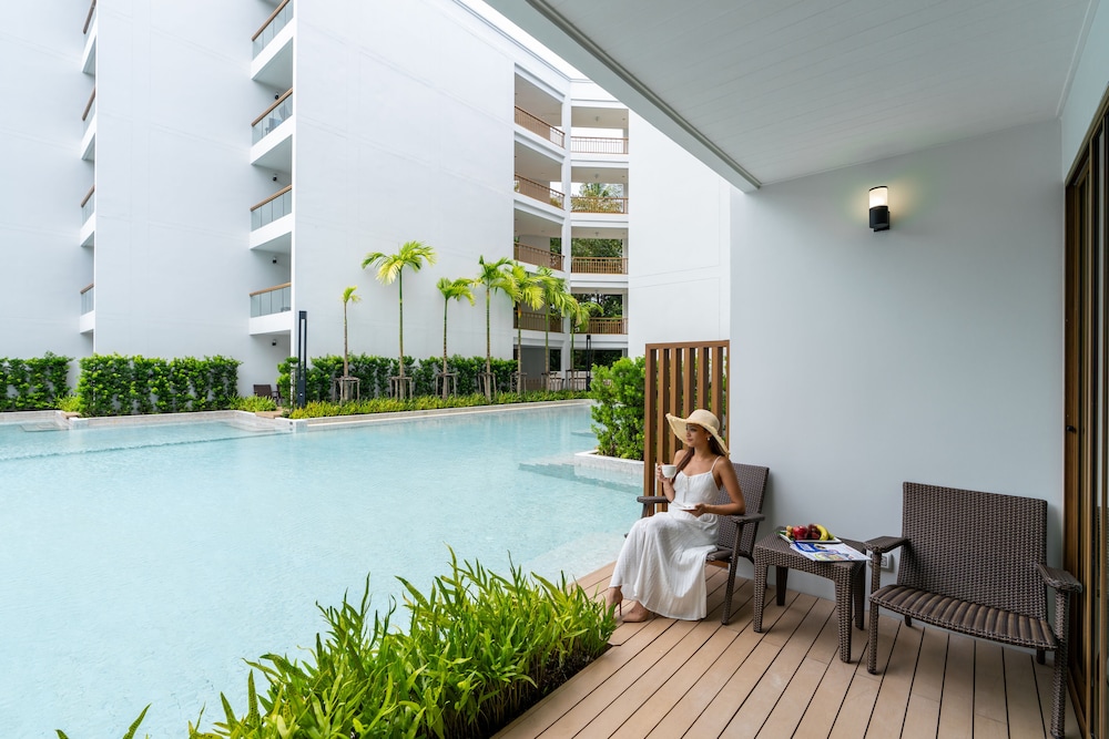 Bella Nara Phuket Naiyang Beach 23/50