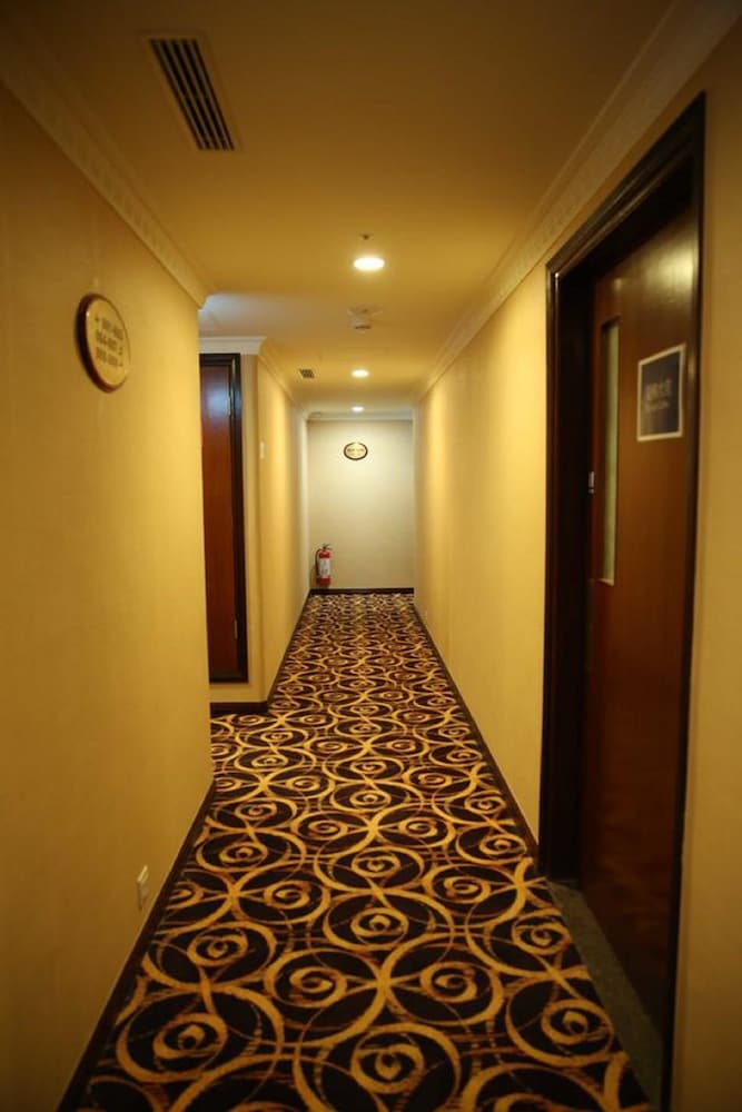 Grand Harbour Hotel 5/21