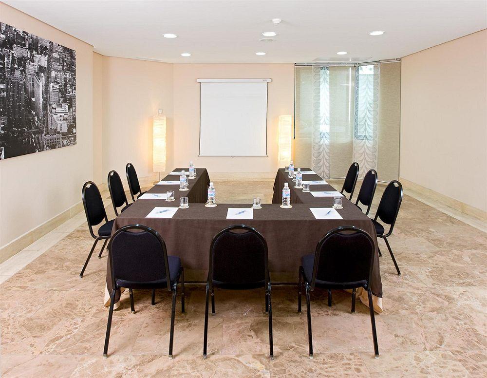 Aparthotel Th Las Rozas 29/33