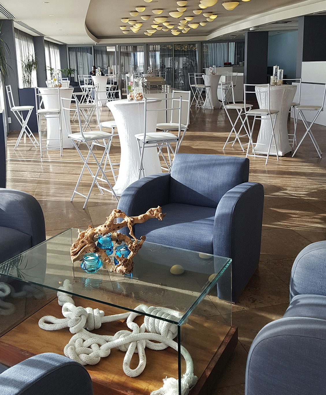Lagoon Beach Hotel 3/6