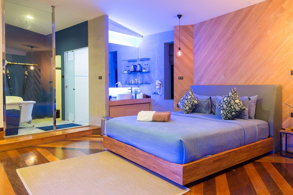 Ao Cho Grandview Hideaway Resort 24/77