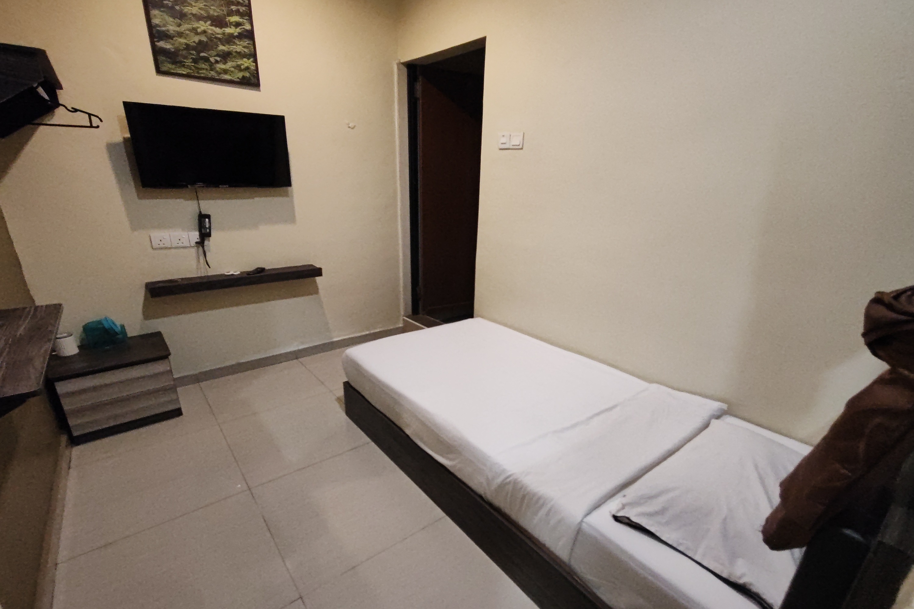 غرفة قياسية مفردة، OYO 1153 Heaven Hill Hotel 1 3/6