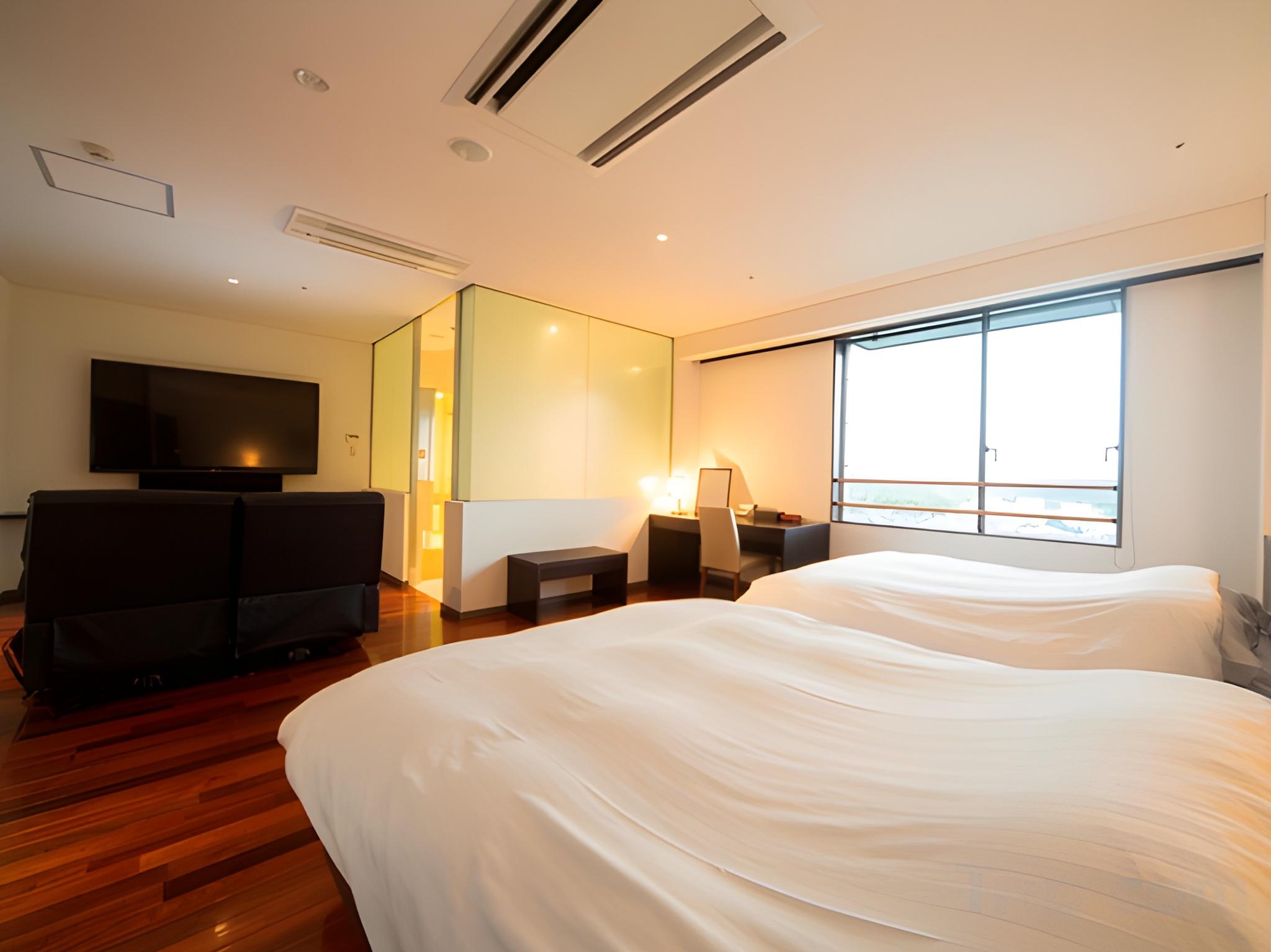 Semi Room, 2 Semi Double Beds