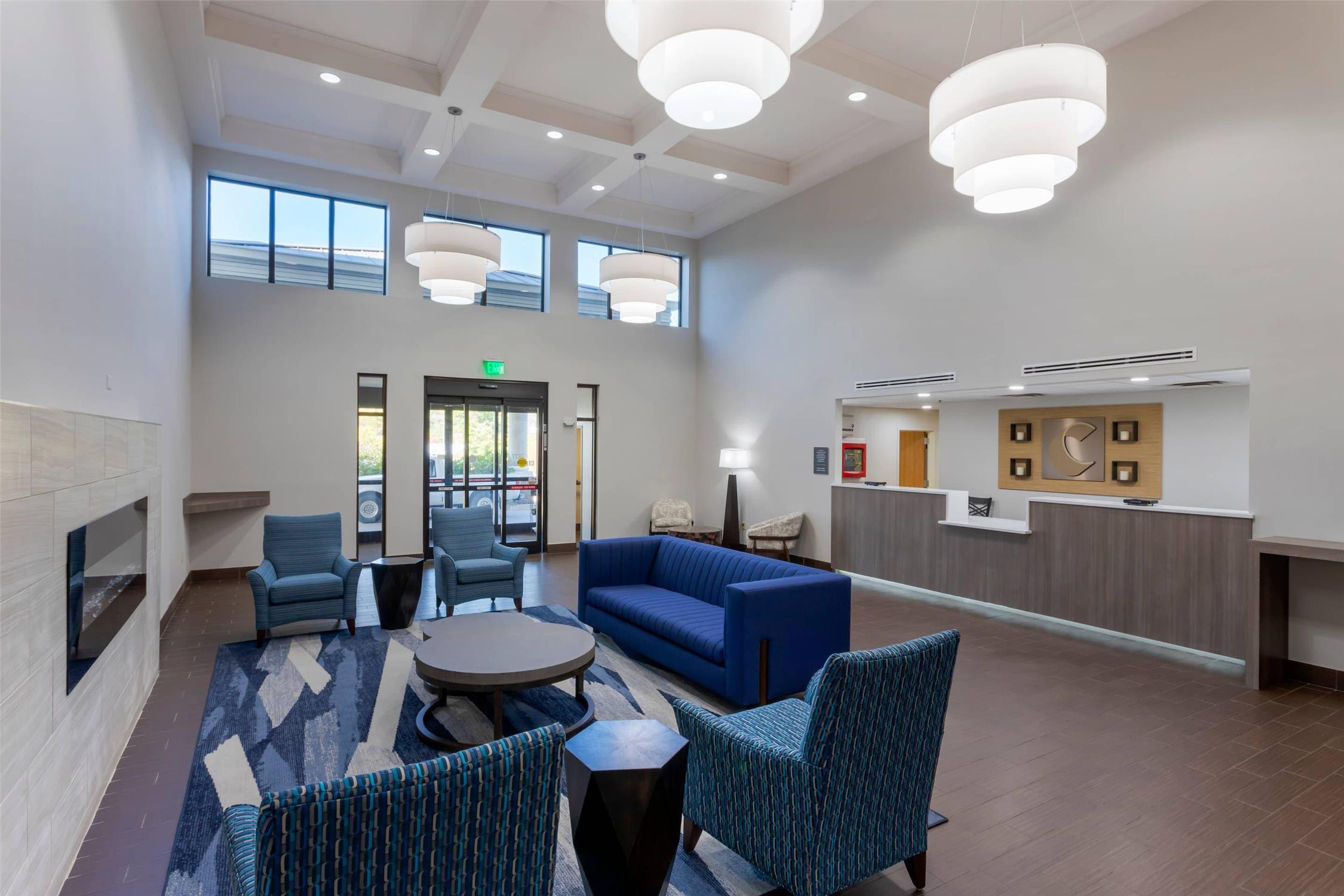 Comfort Inn and Suites Hot Springs Midtown 6/16