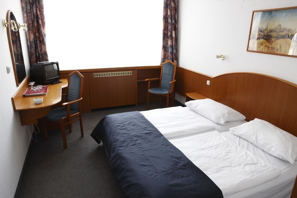 Benczur Hotel 15/42