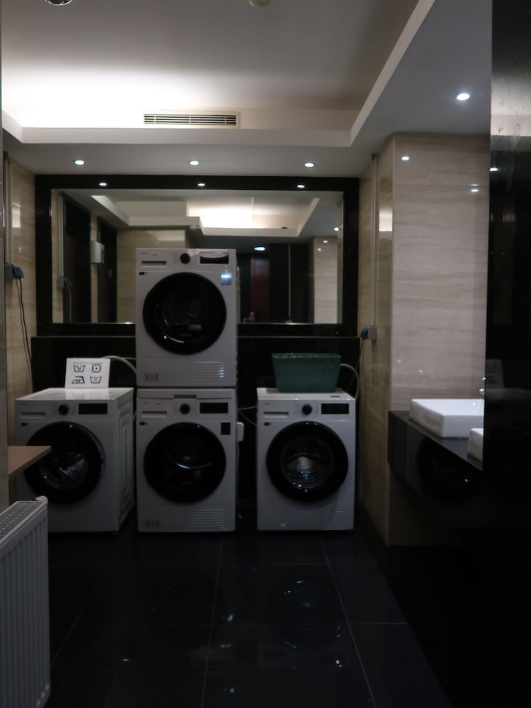 Shanghai Hotel Holland 37/71