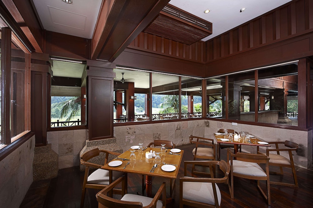 REDANG ISLAND RESORT 33/50