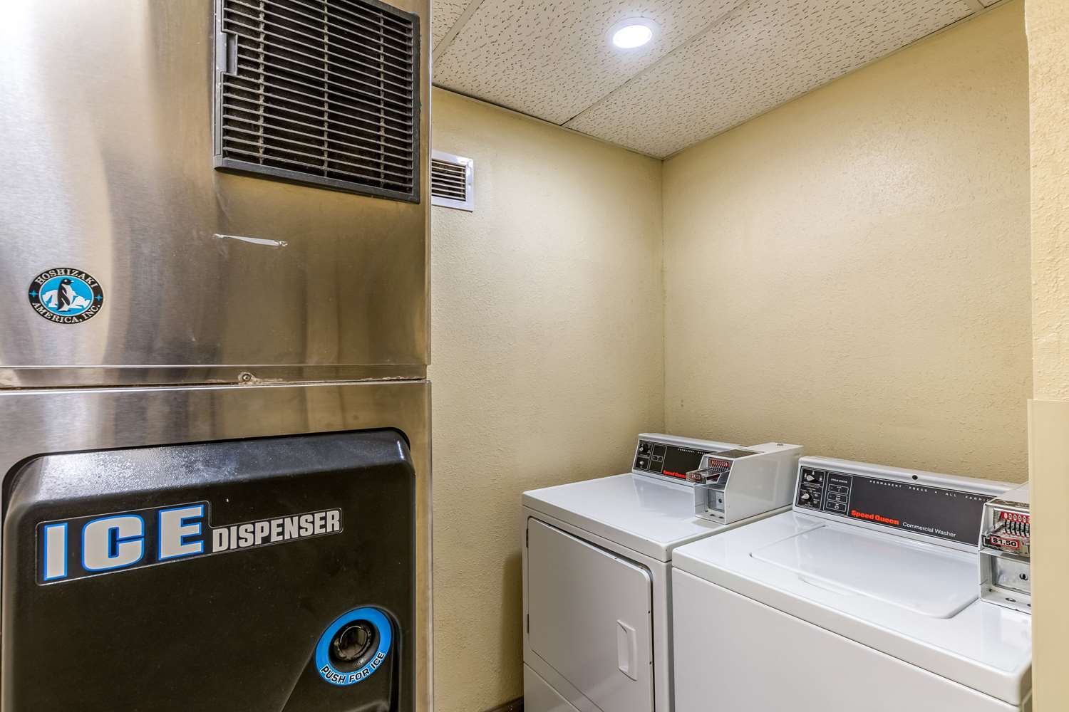 Quality Inn and Suites Southport 36/36
