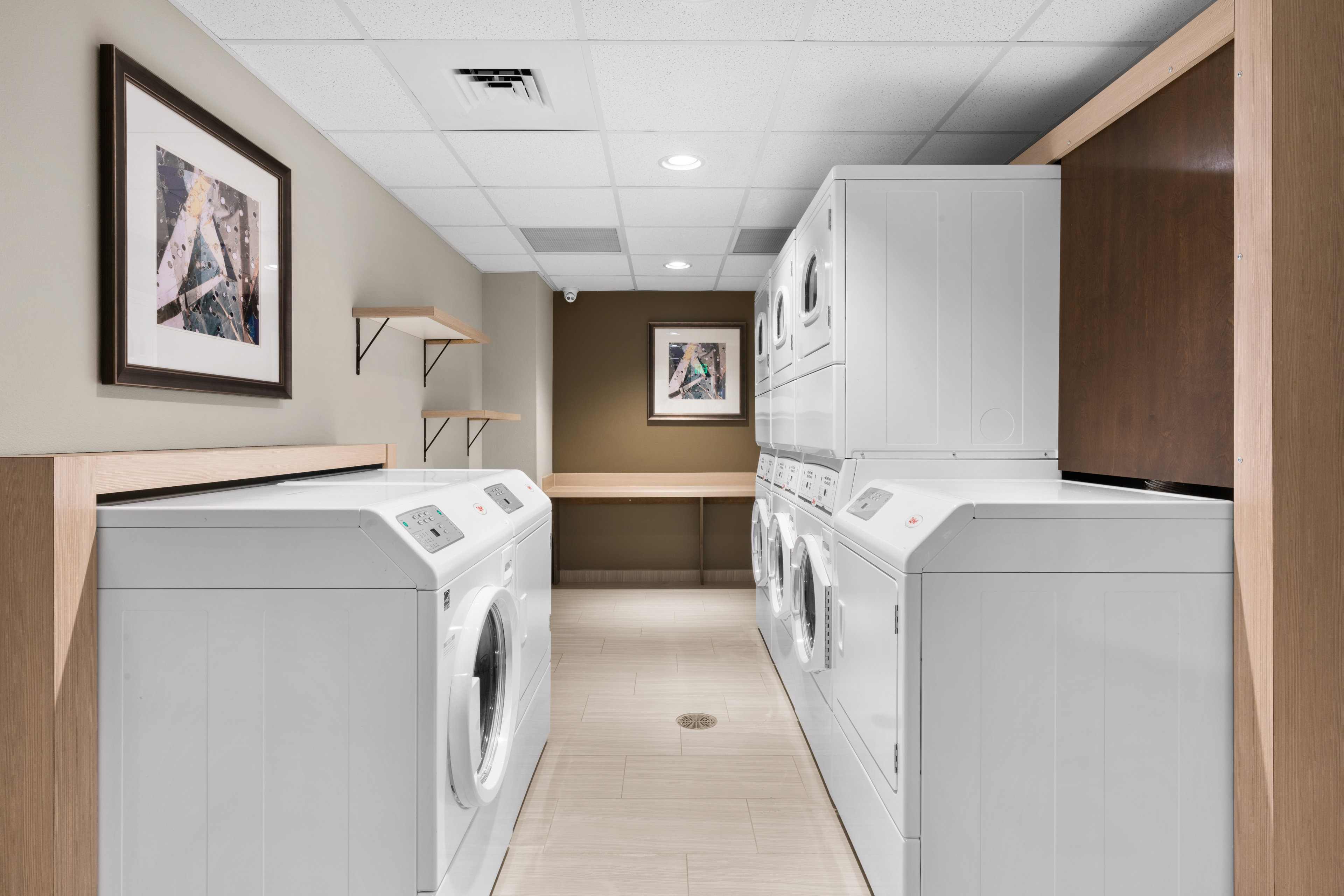 Staybridge Suites Hillsboro South 28/76