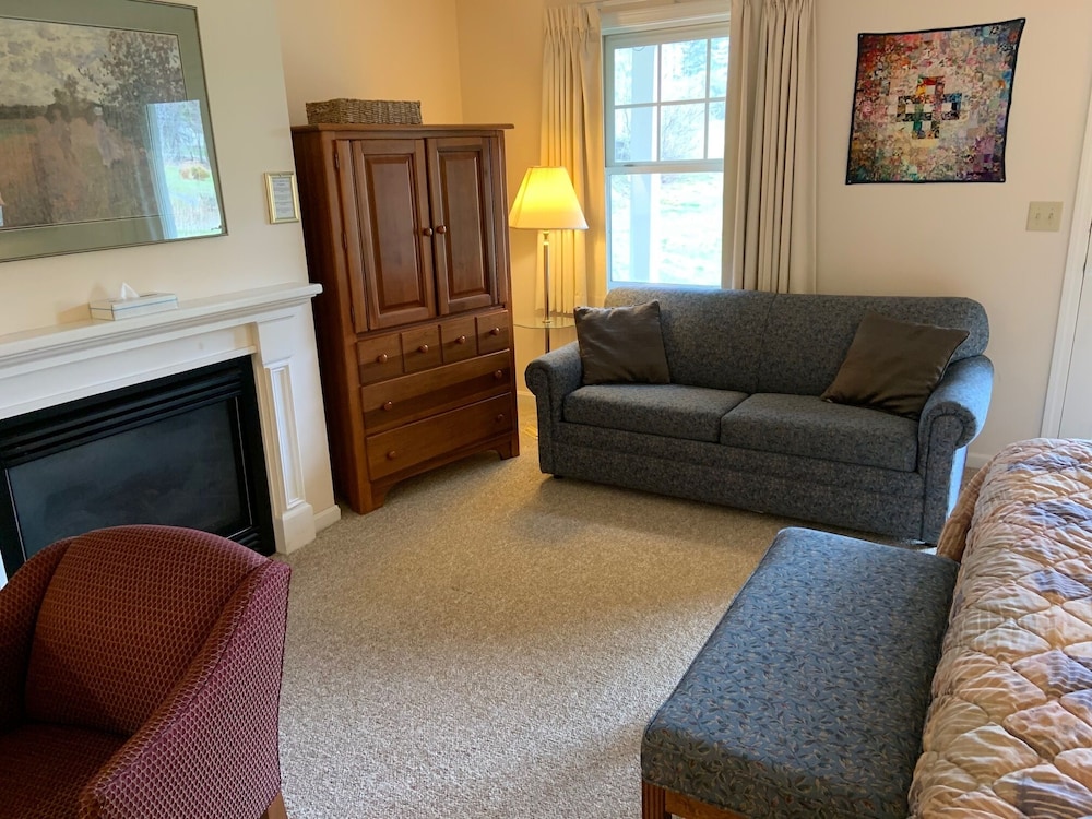 The Bethel Inn Resort 40/68