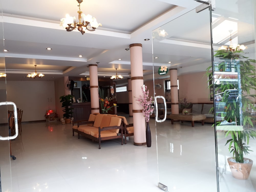 Nathon Residence 30/35