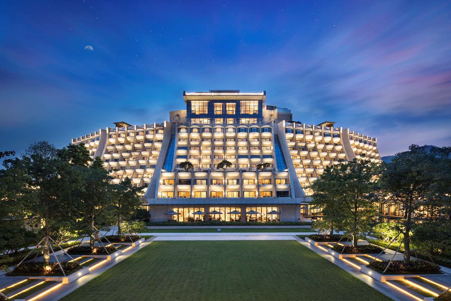 Hilton Shenzhen Shekou Nanhai photo2