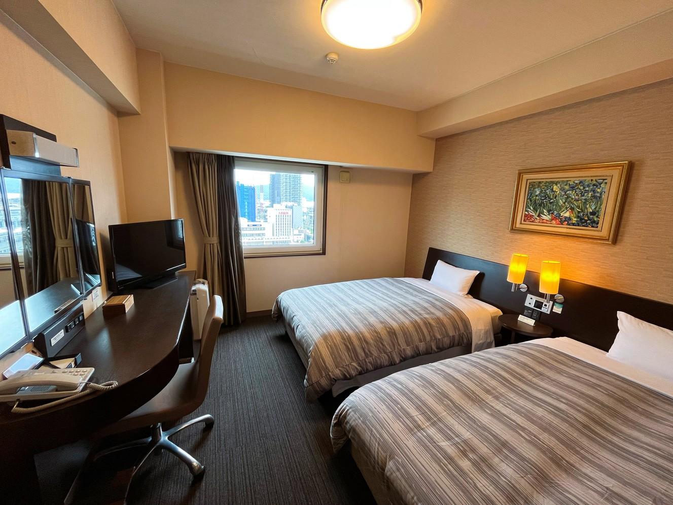 Female Only, Twin Beds
