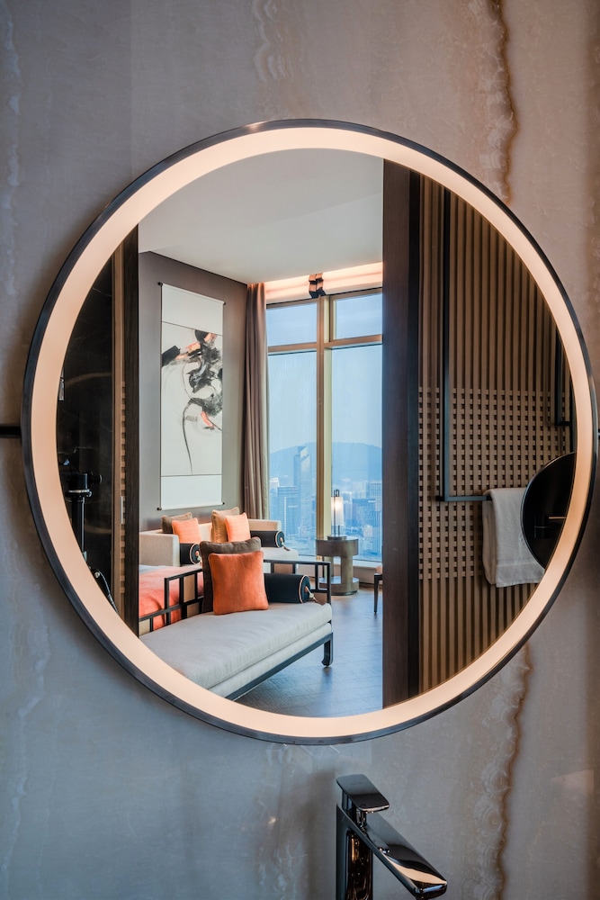 Jumeirah Guangzhou Hotel 43/75