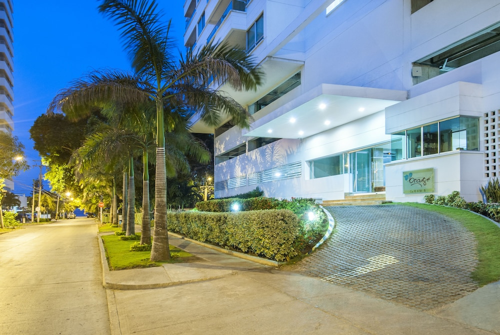 Travelers Suites Orange Cartagena 33/38