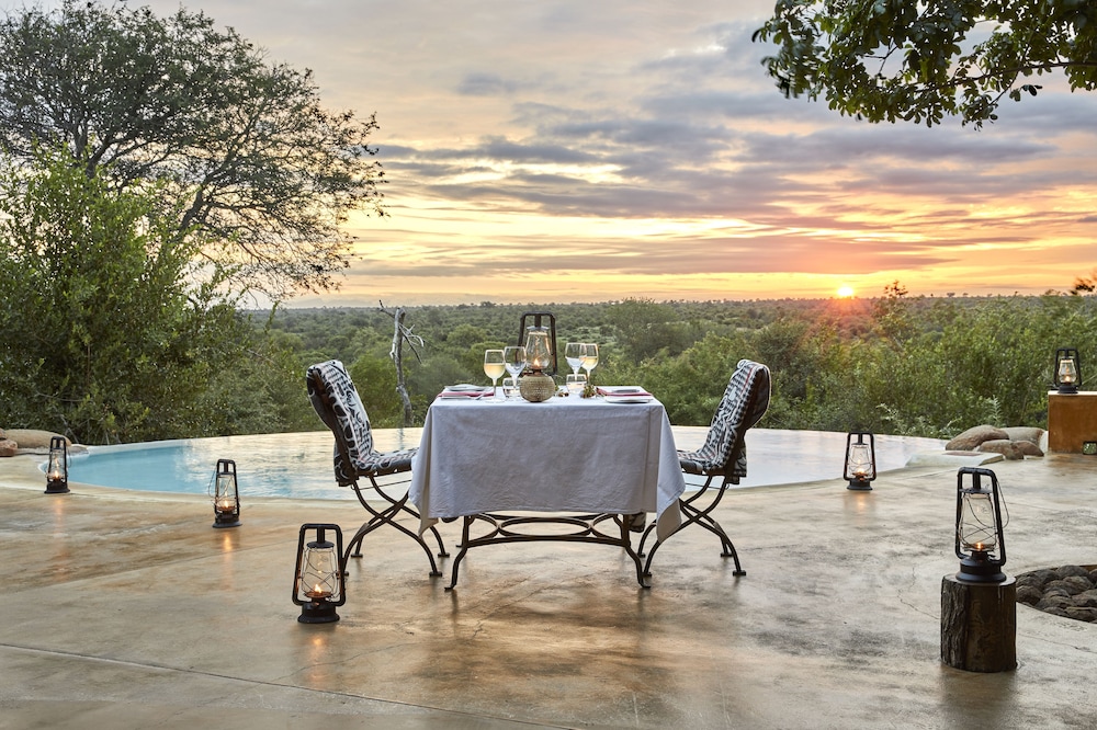 Geigers Camp at Motswari Private Game Reserve 33/34