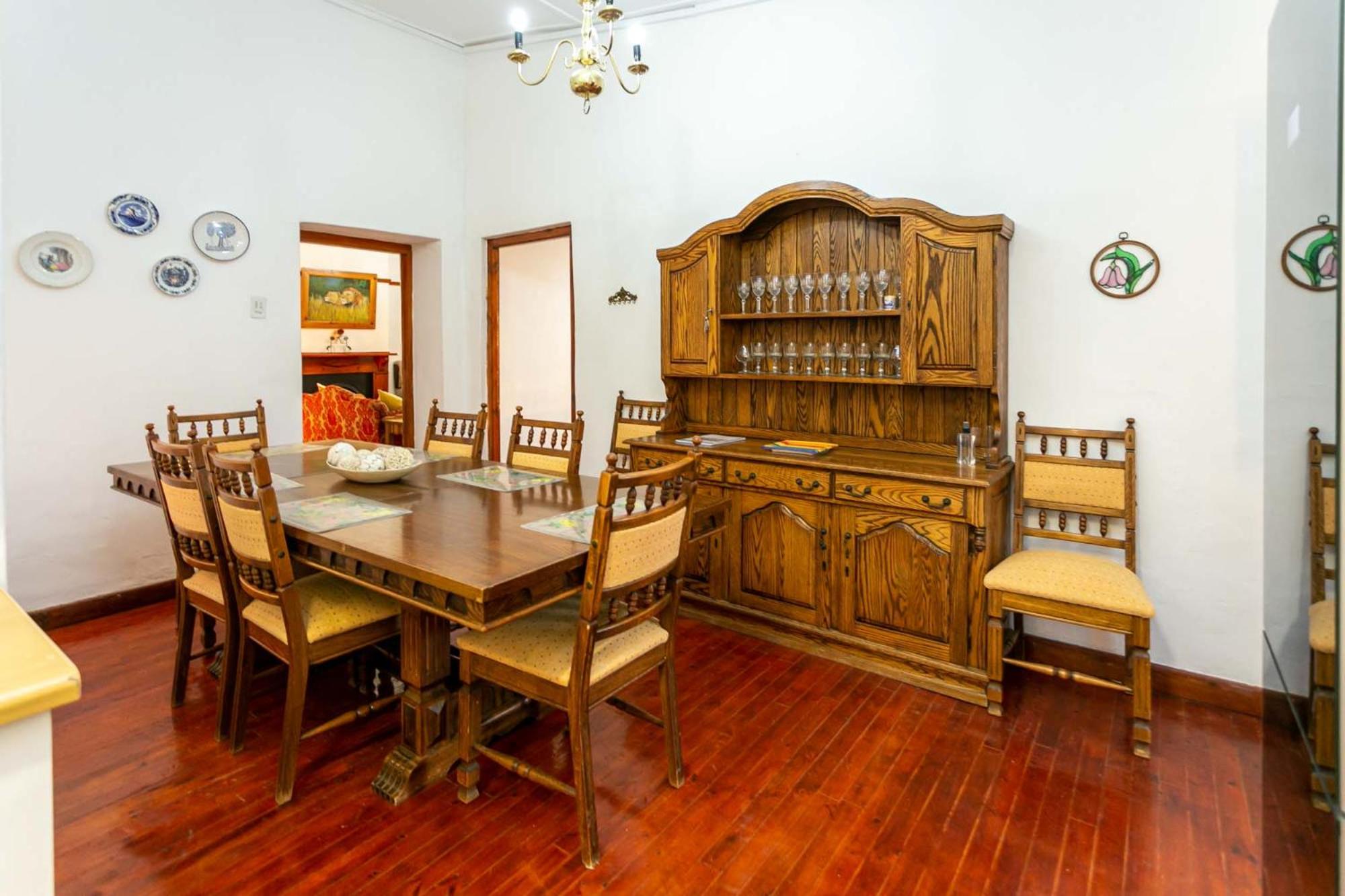 Ravenscliff Villa 18/27