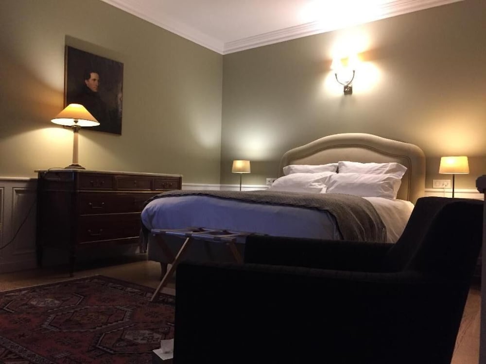Hotel de Londres 16/33