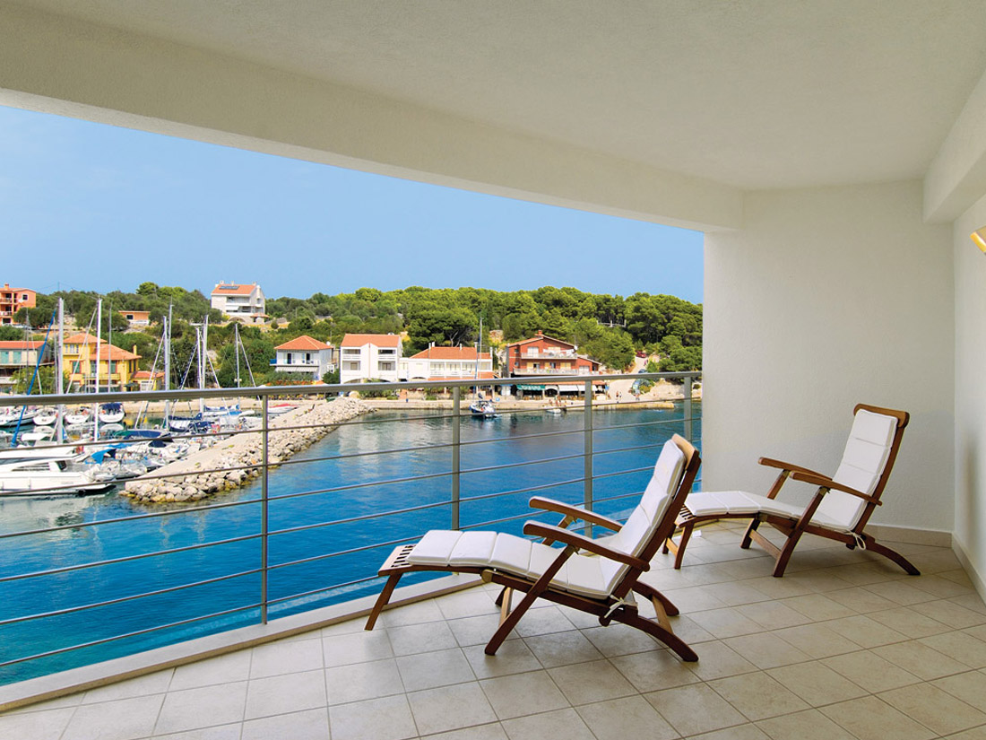 HOTEL MIRTA 18/29