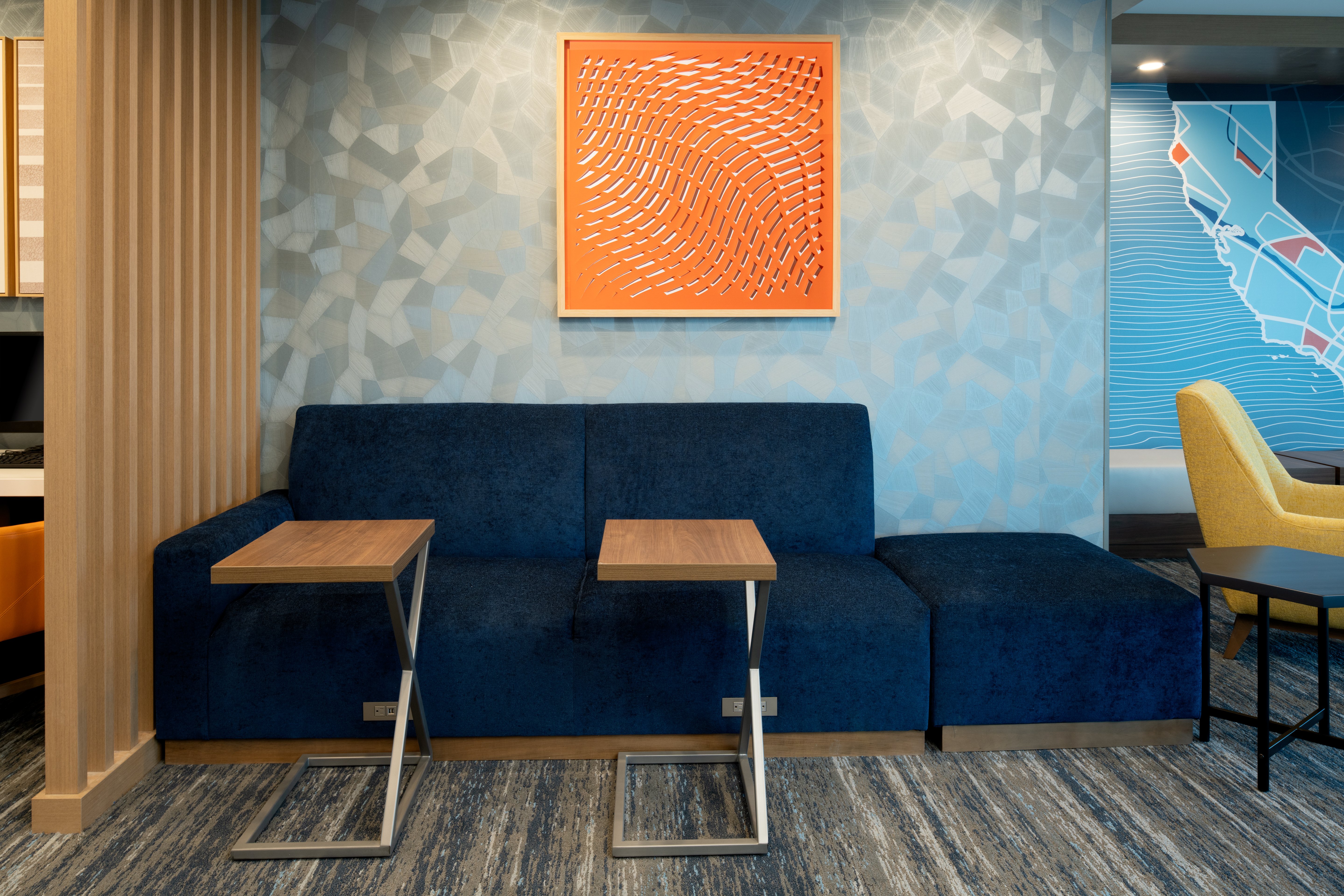 Holiday Inn Express & Suites - Hollister, an IHG Hotel 30/40