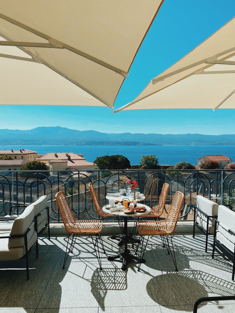 Hotel San Carlu Citadel 40/60