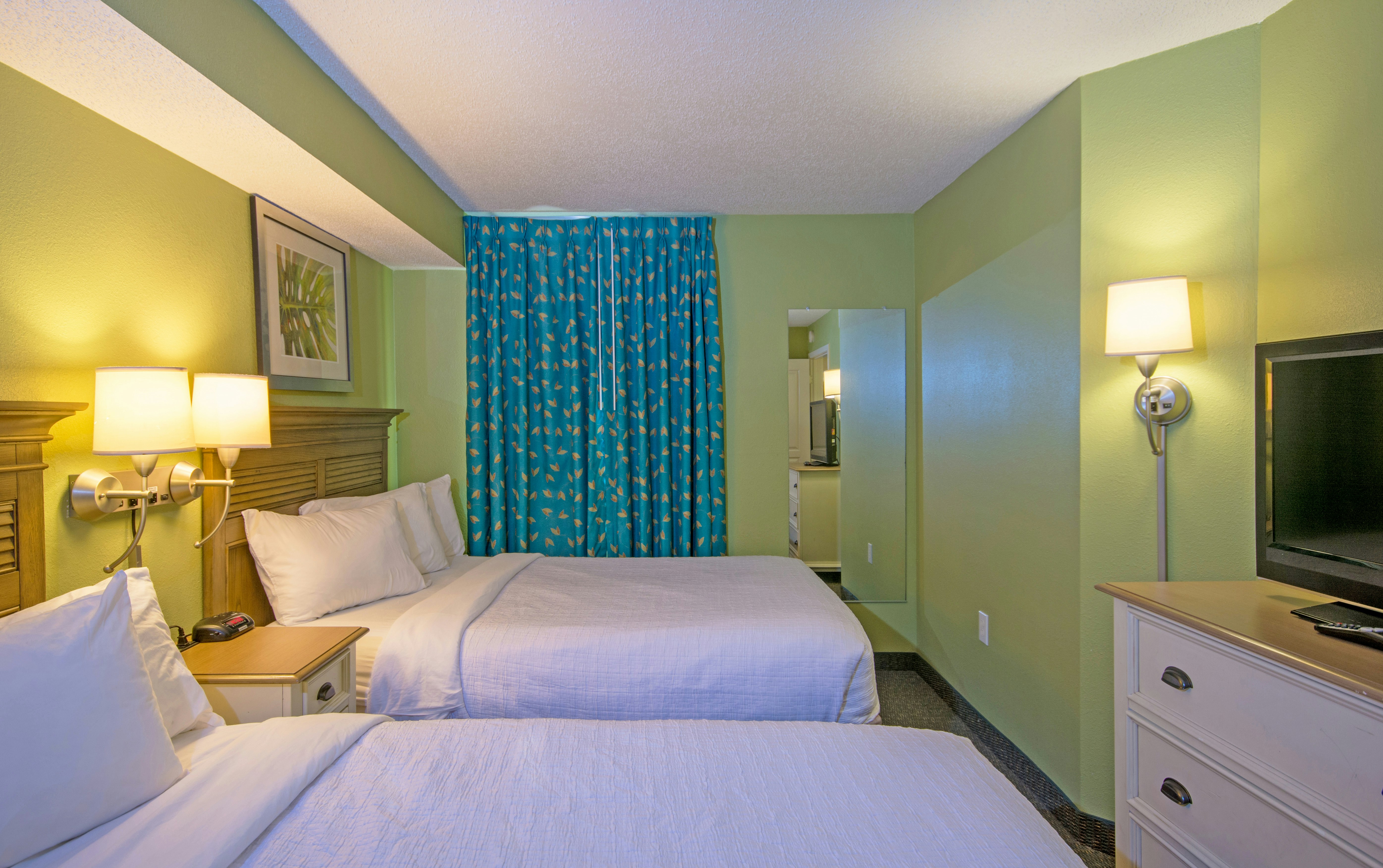 Compass Cove Resort 30/66