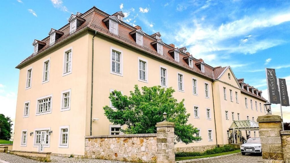 Van Der Valk Schlosshotel Grosser Gasthof 4/59