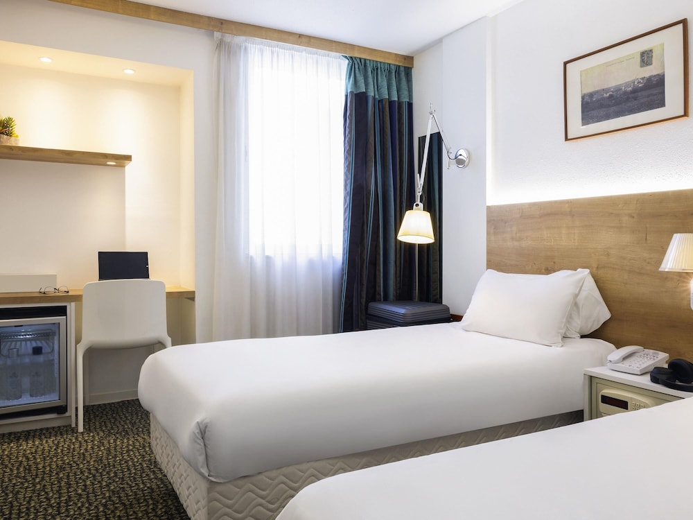 Mercure Forbach 16/49