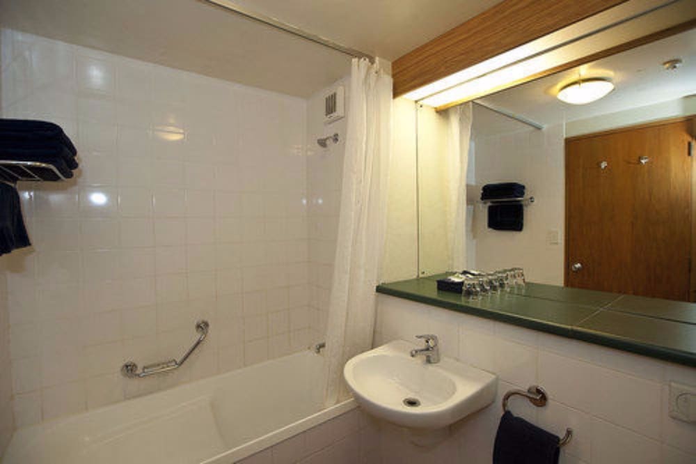 Swiss-Belresort and Villas Coronet Peak 15/65
