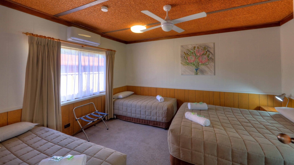 Motel Menere Apos S 24/61