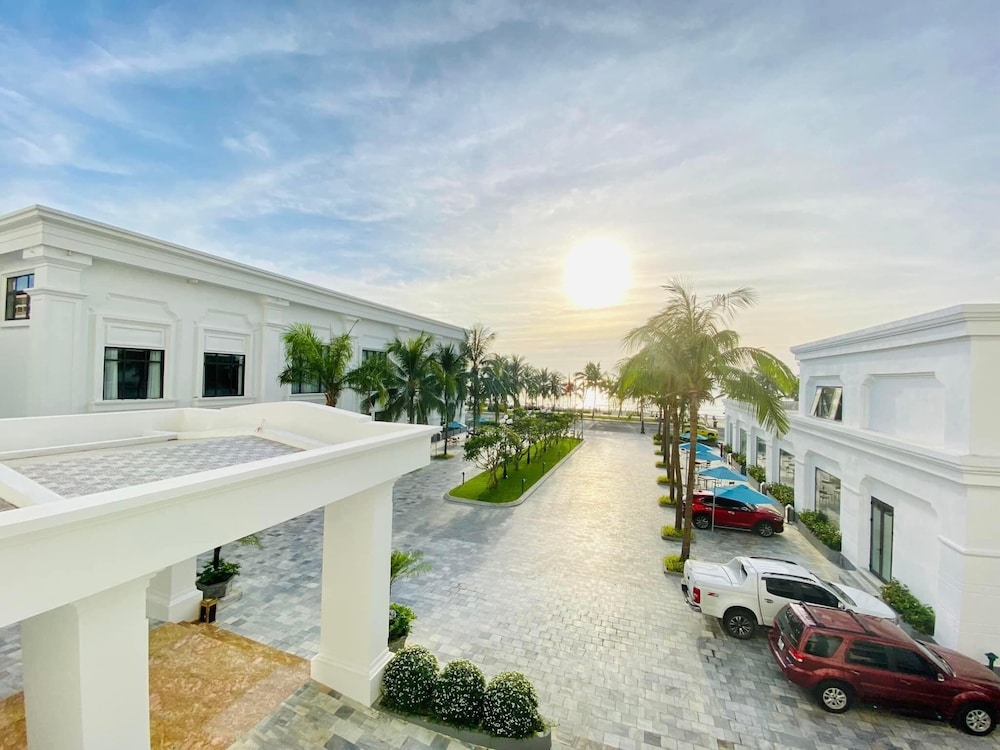 Nesta Hotel Danang 41/50