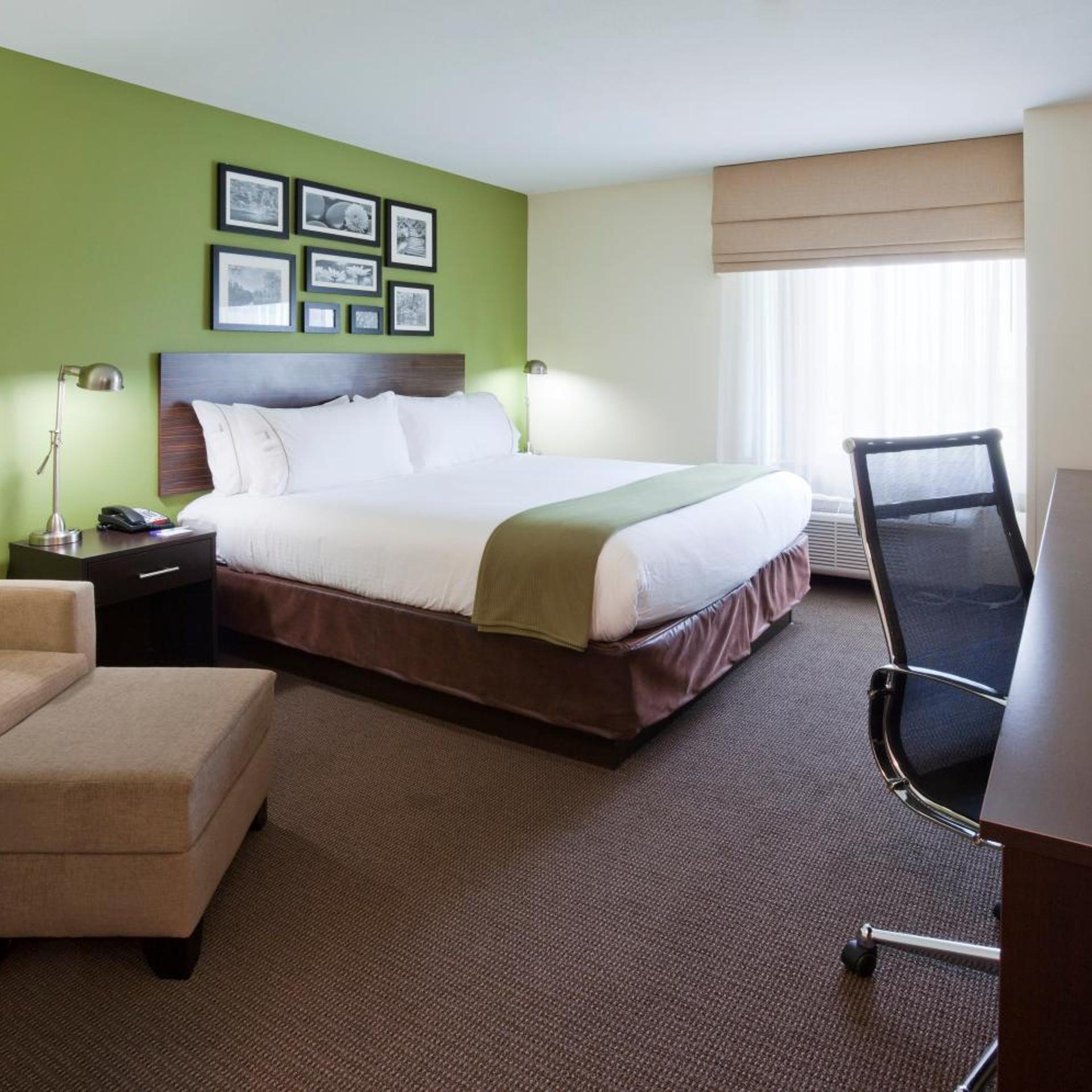 Superior, King Bed