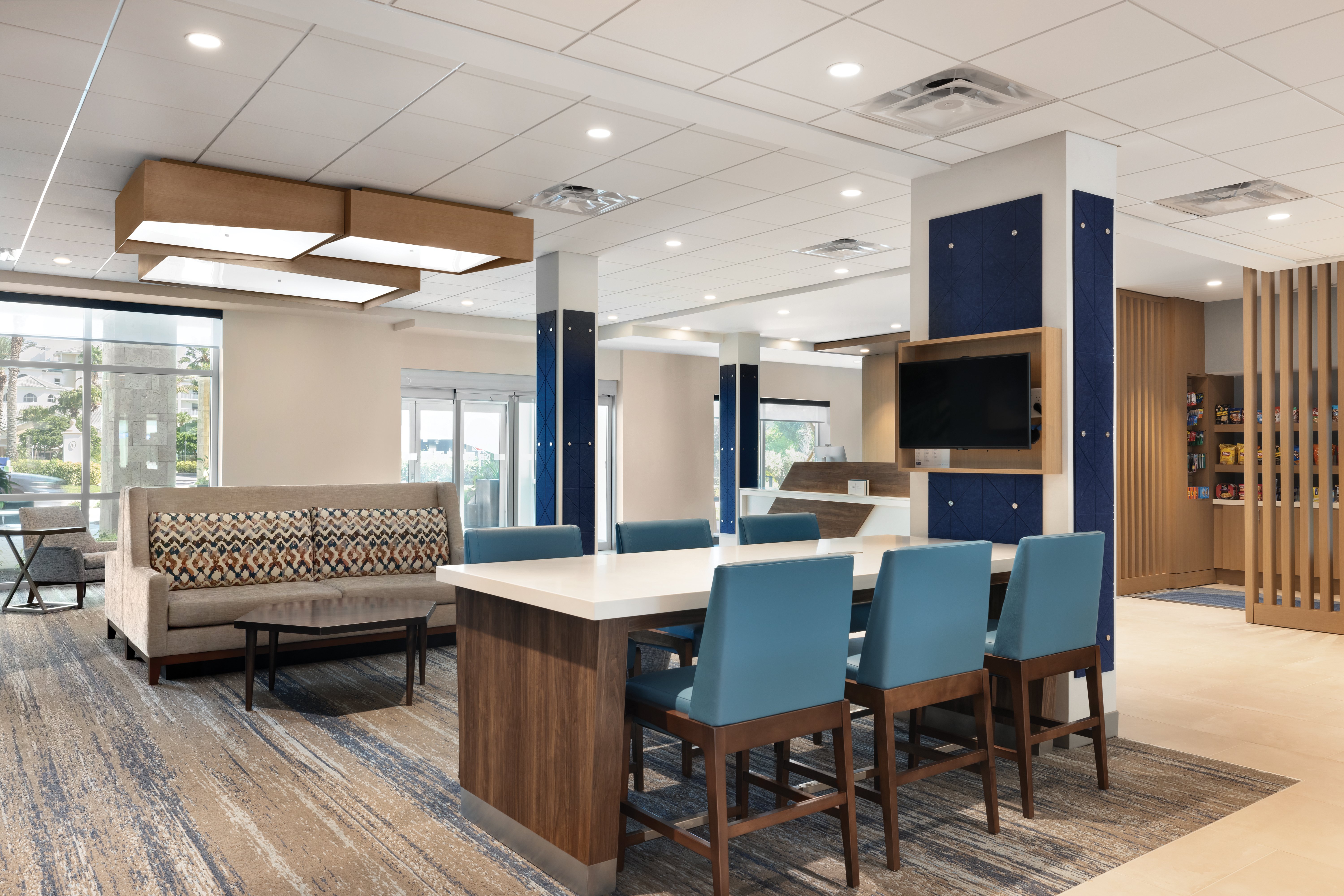 Holiday Inn Express Cape Canaveral 44/60