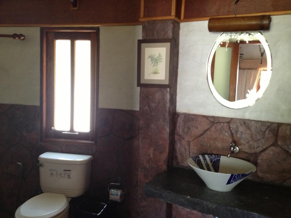 Malibu Beach Bungalows 57/61