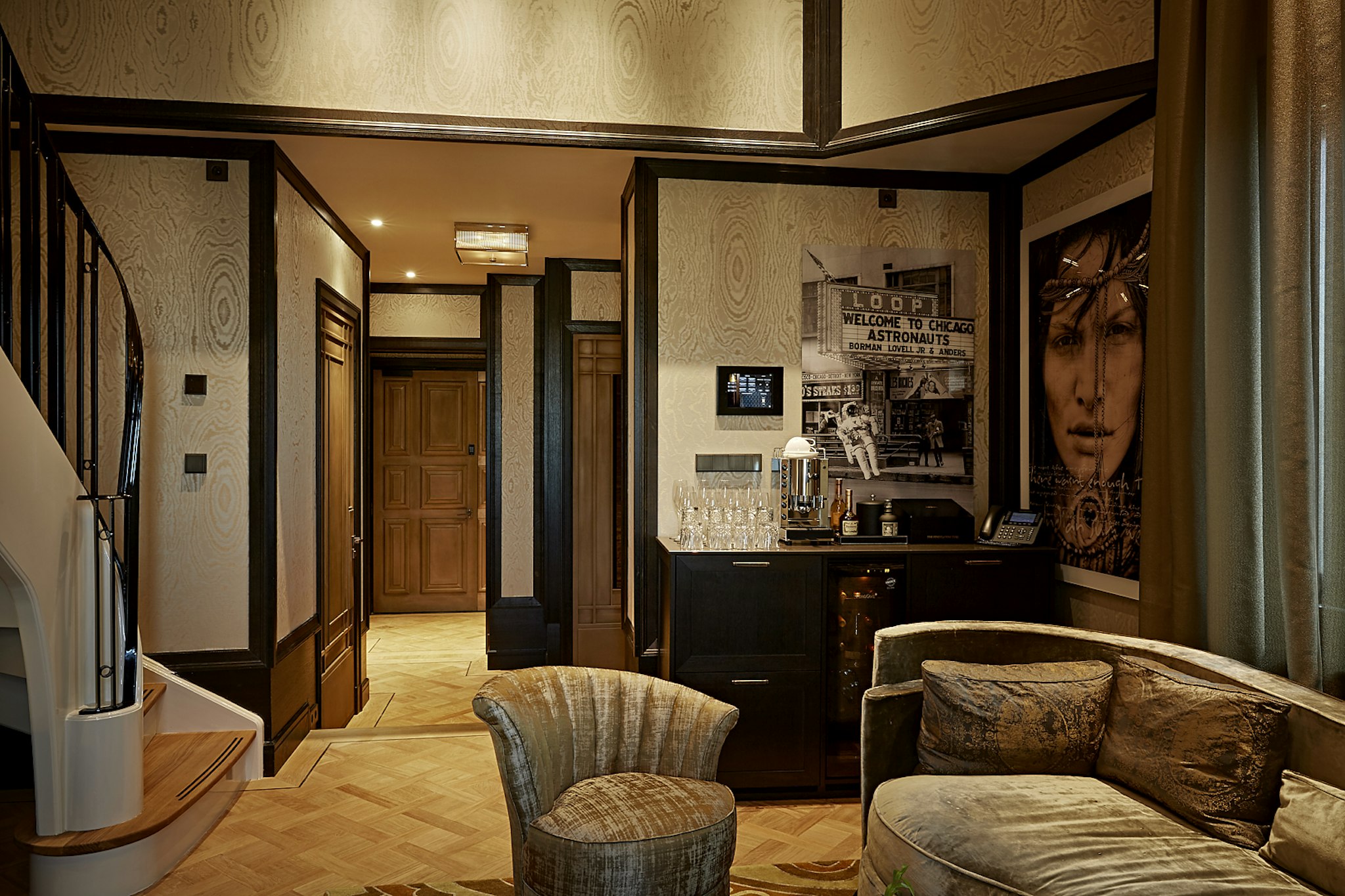 Hotel TwentySeven 55/84