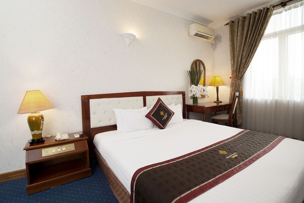 Grand Hotel 18/55
