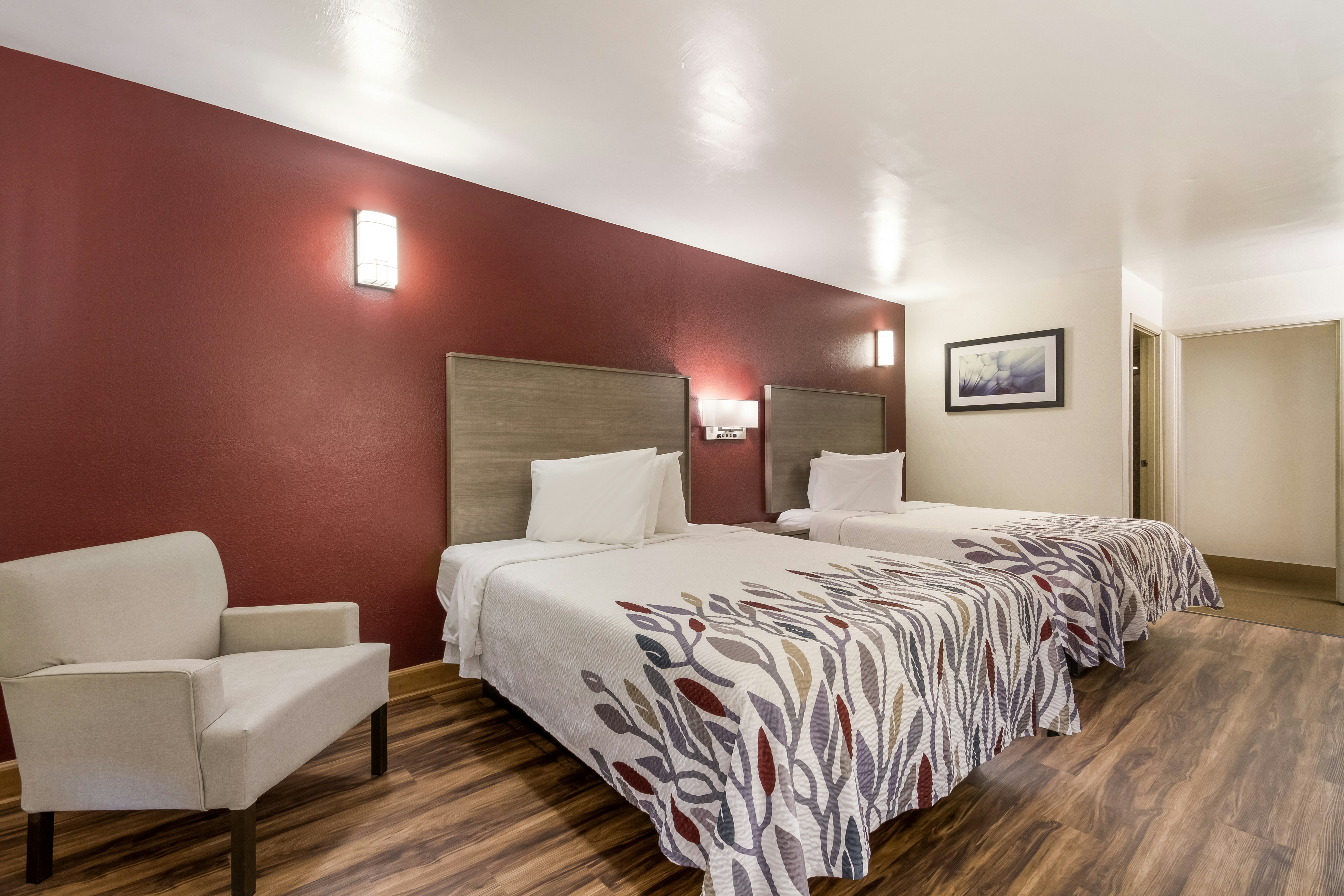 Deluxe, 2 Queen Beds, Accessible