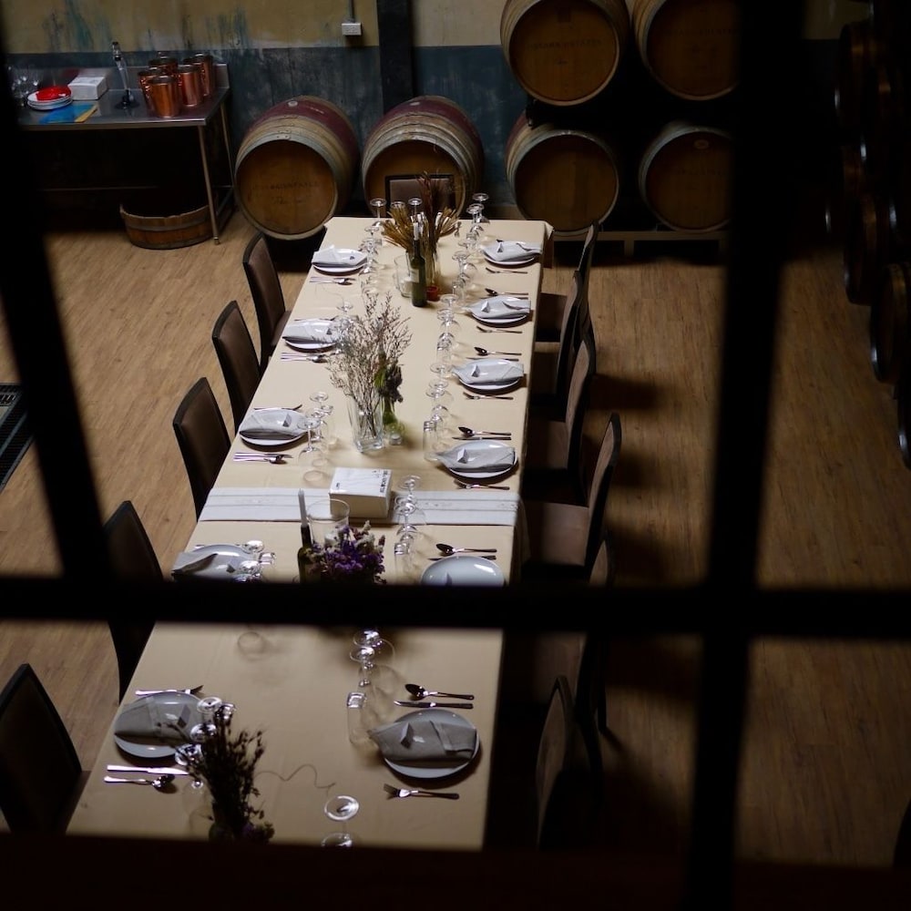Issara Boutique Winery Hotel 62/78
