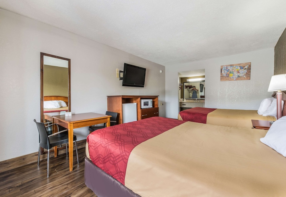 Econo Lodge Salisbury 11/49