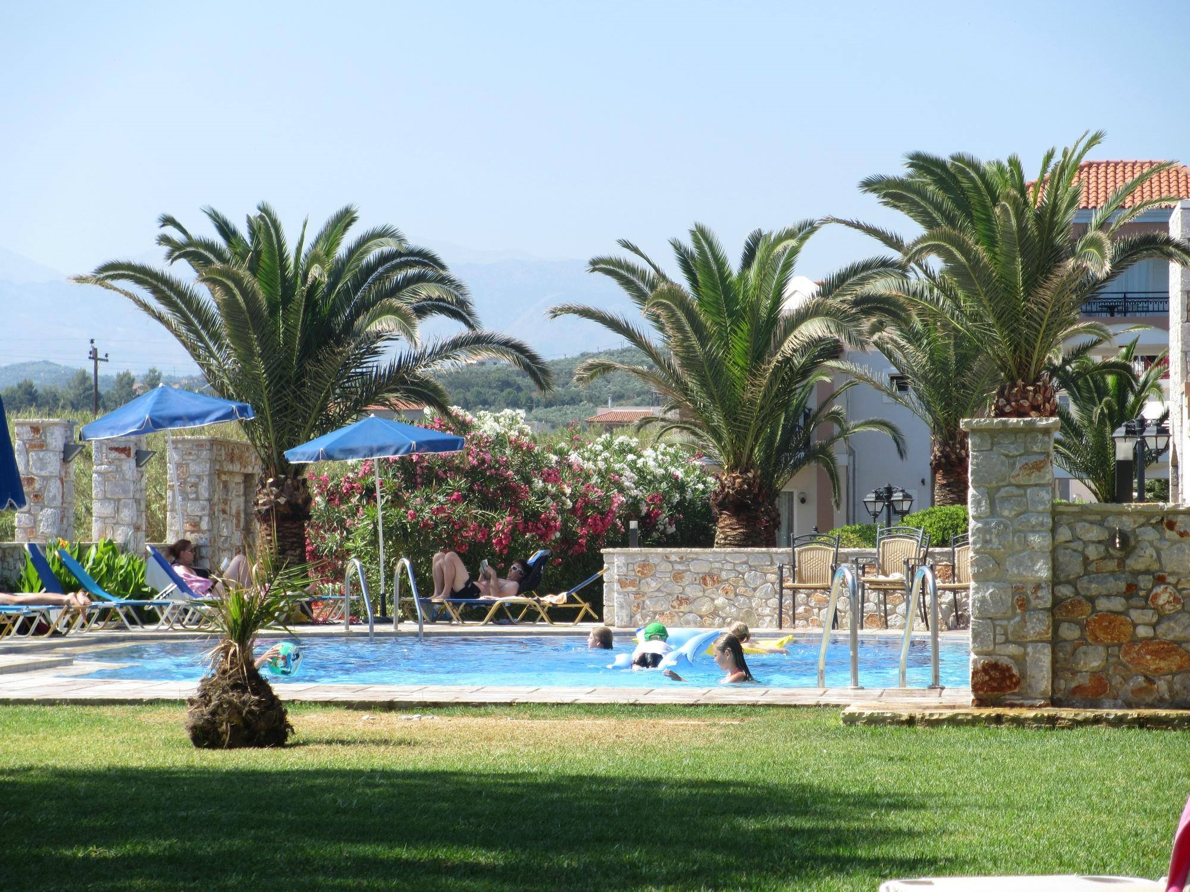 Lito Beach 54/66