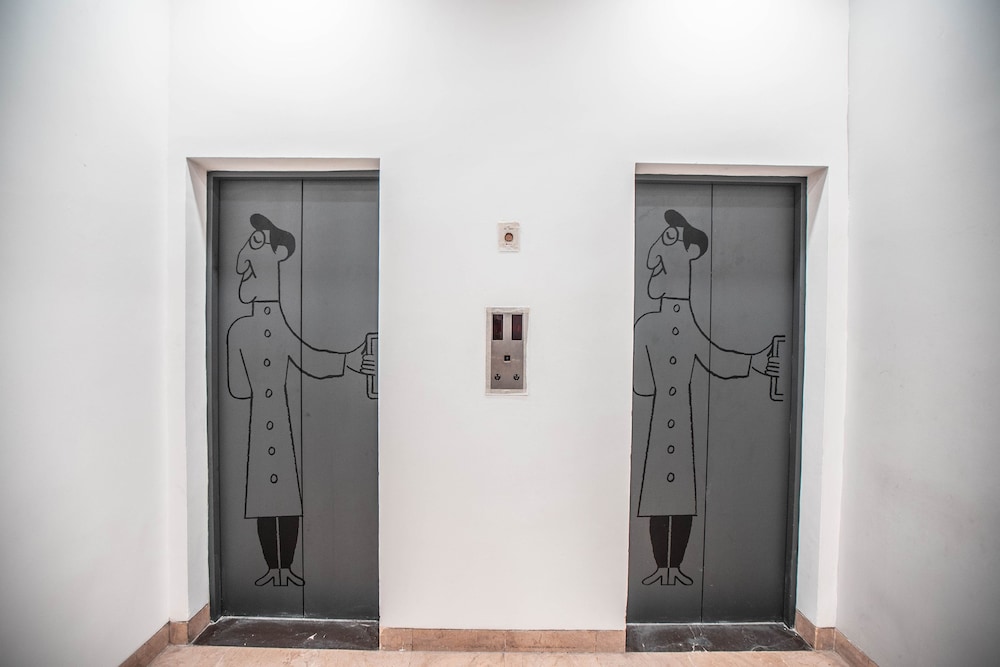 Super OYO Townhouse 1 Hotel Salemba 23/38