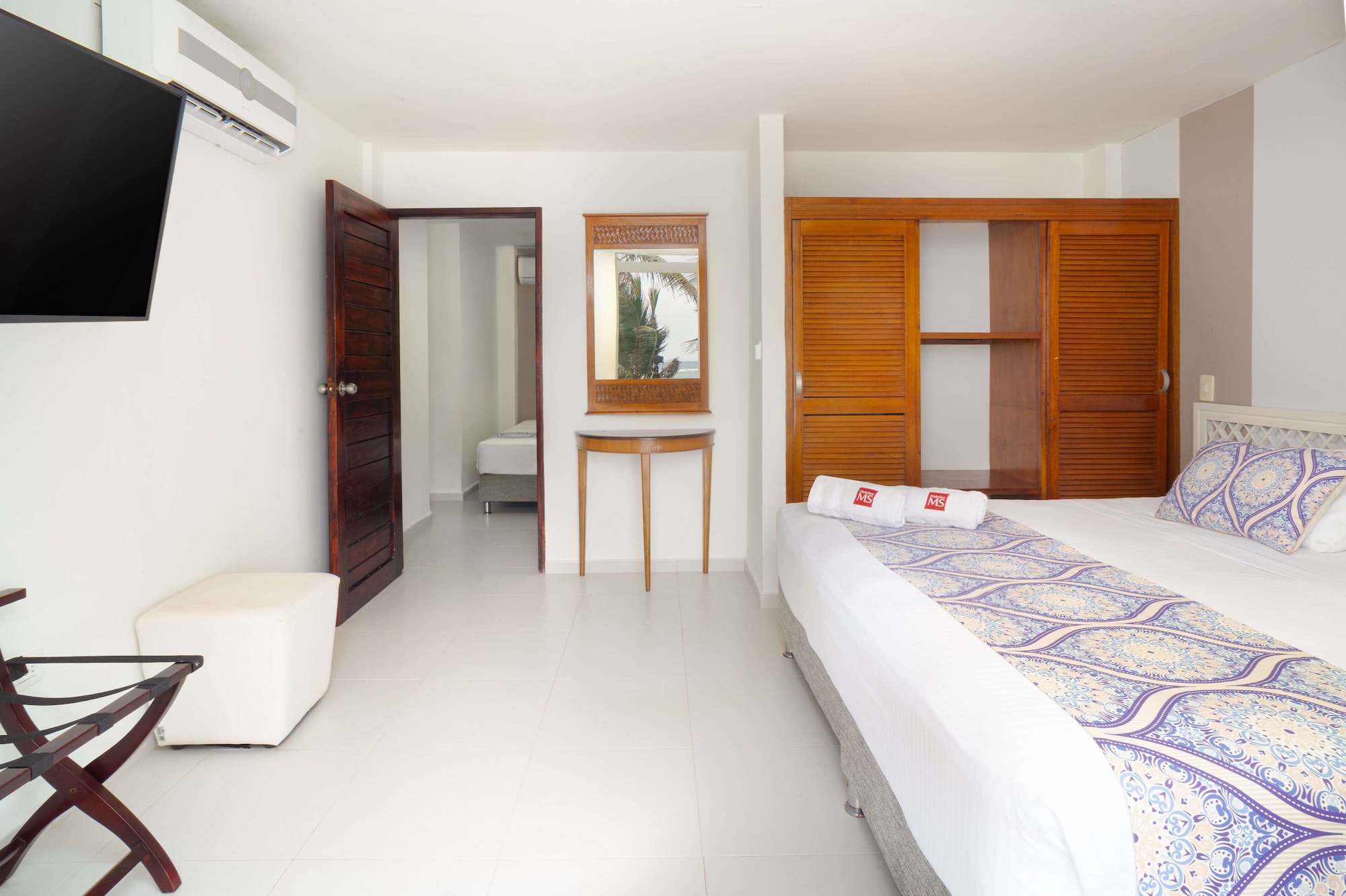 PLUS, SUPERIOR, SEA VIEW