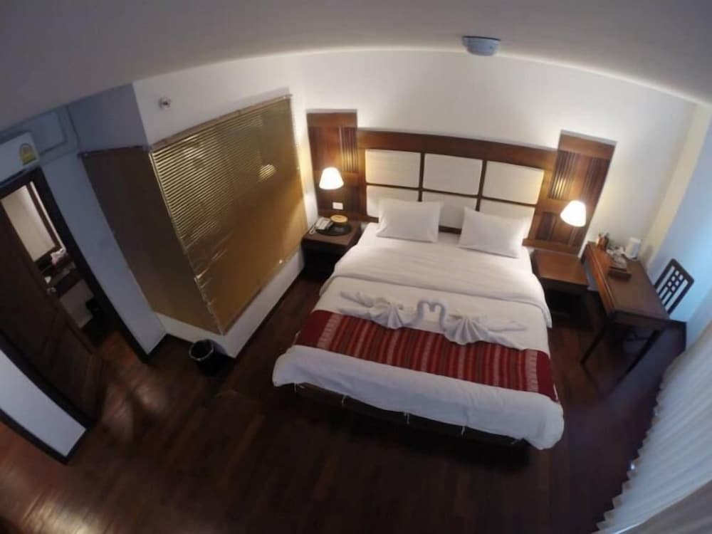 River City Hotel 14/20