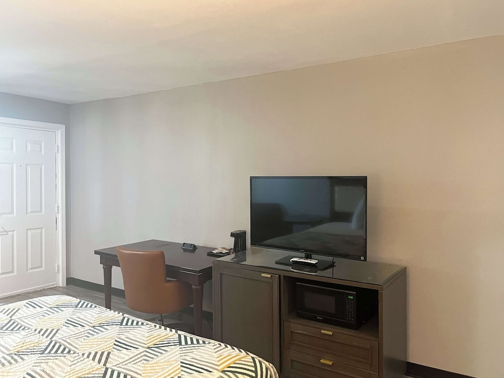Studio6 Borger, TX – Boom Town 28/36