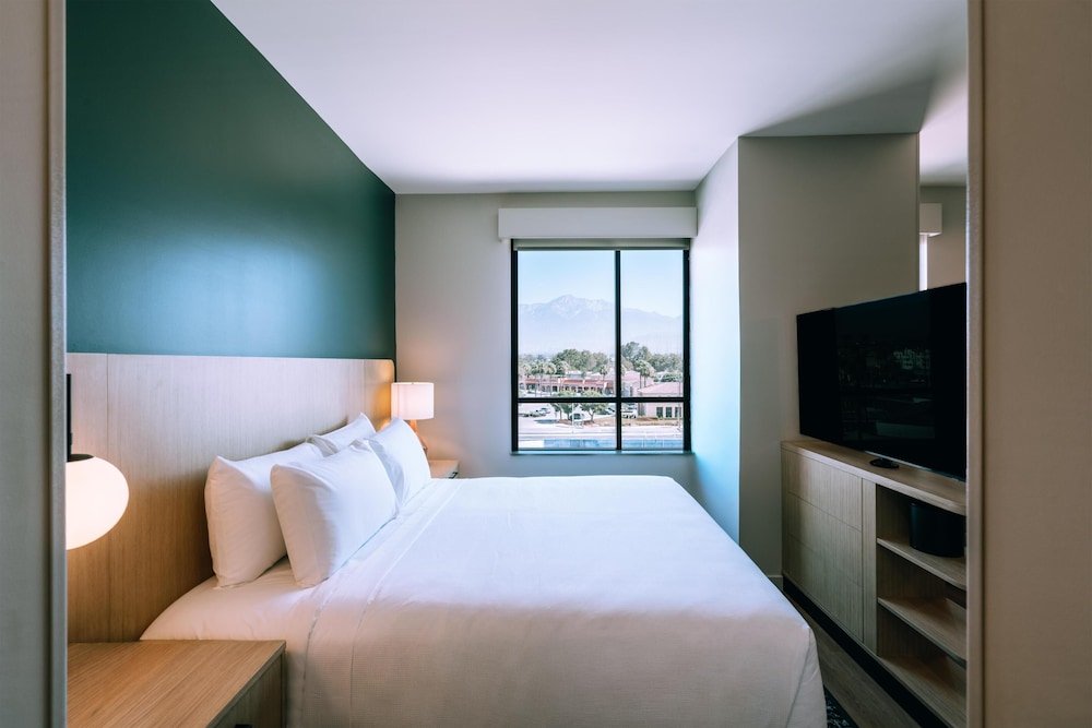 Hyatt House Ontario Airport 21/50